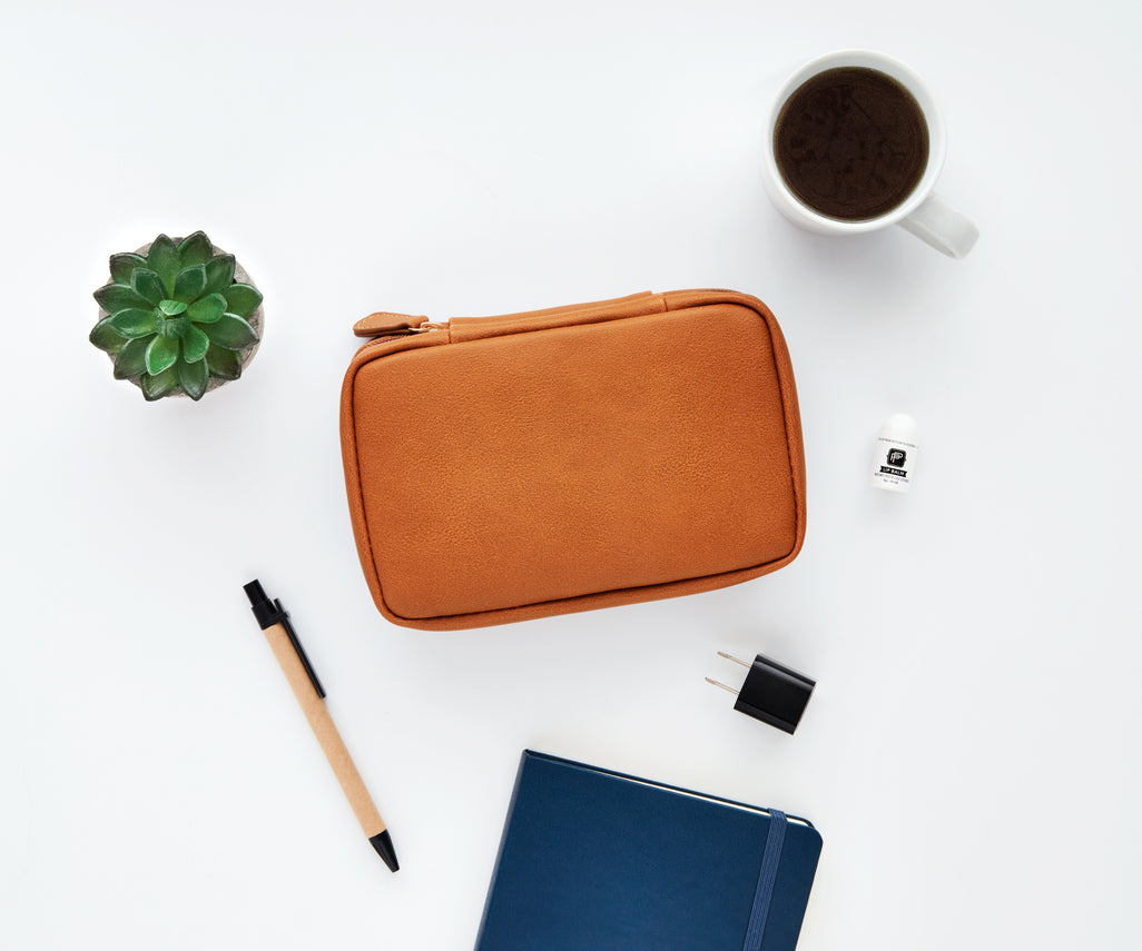 Pinch Provisions Mid-Size Tech Kit, Includes 8 Professional Technology  Essentials, Perfect for Remote Work, Personal Office Accessories, & Gifting  At